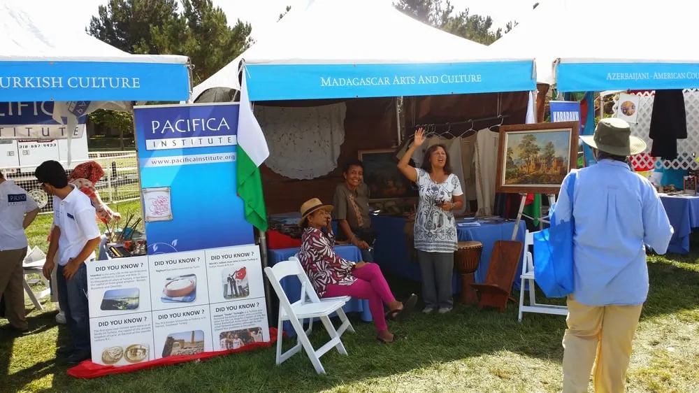 Slide of No. 1 Best Roofing Construction