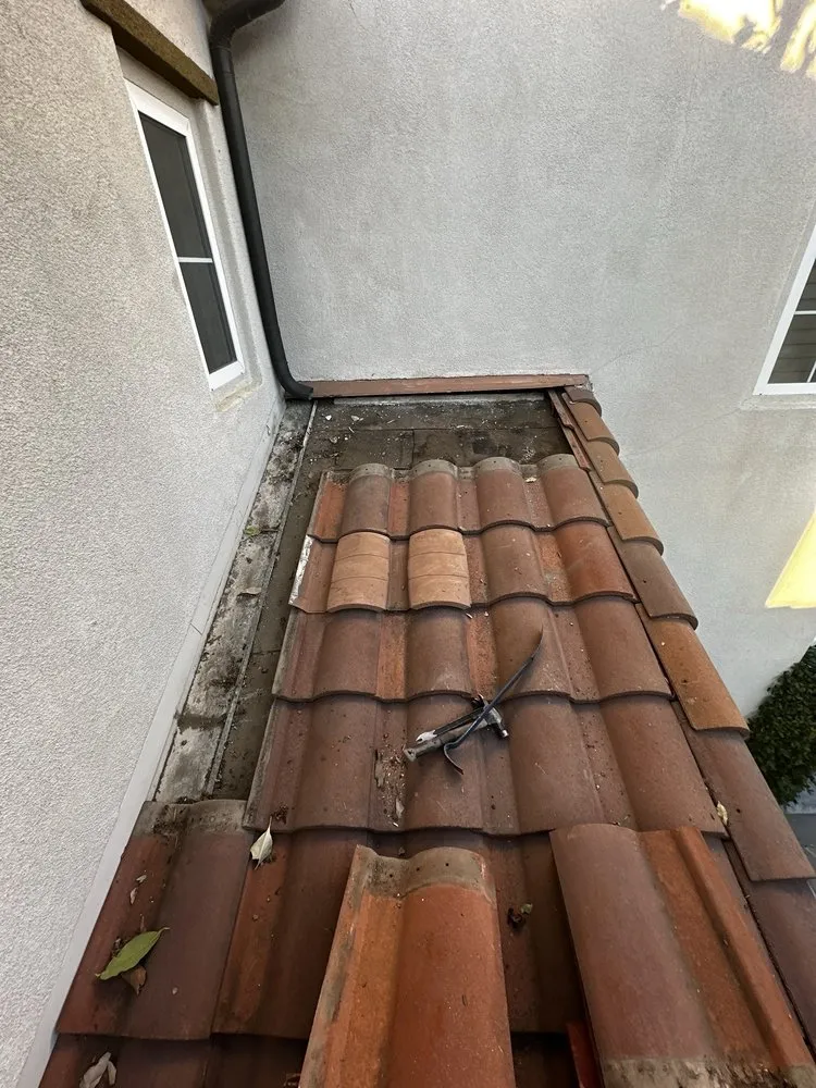 Slide of No Leaks Roofing