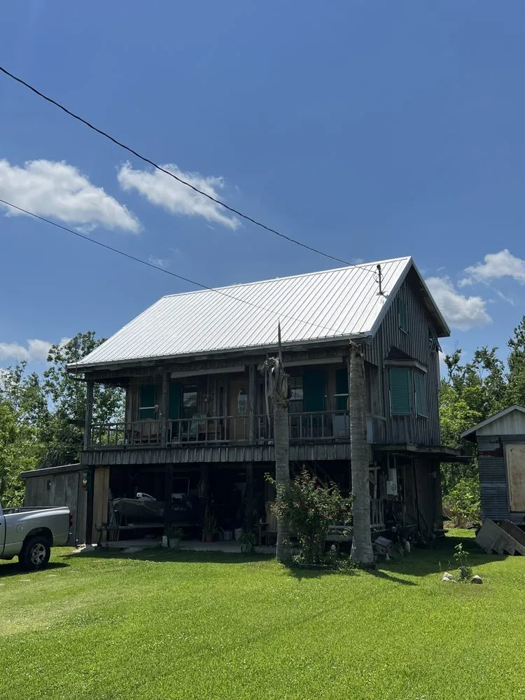 Slide of No Limit Roofing