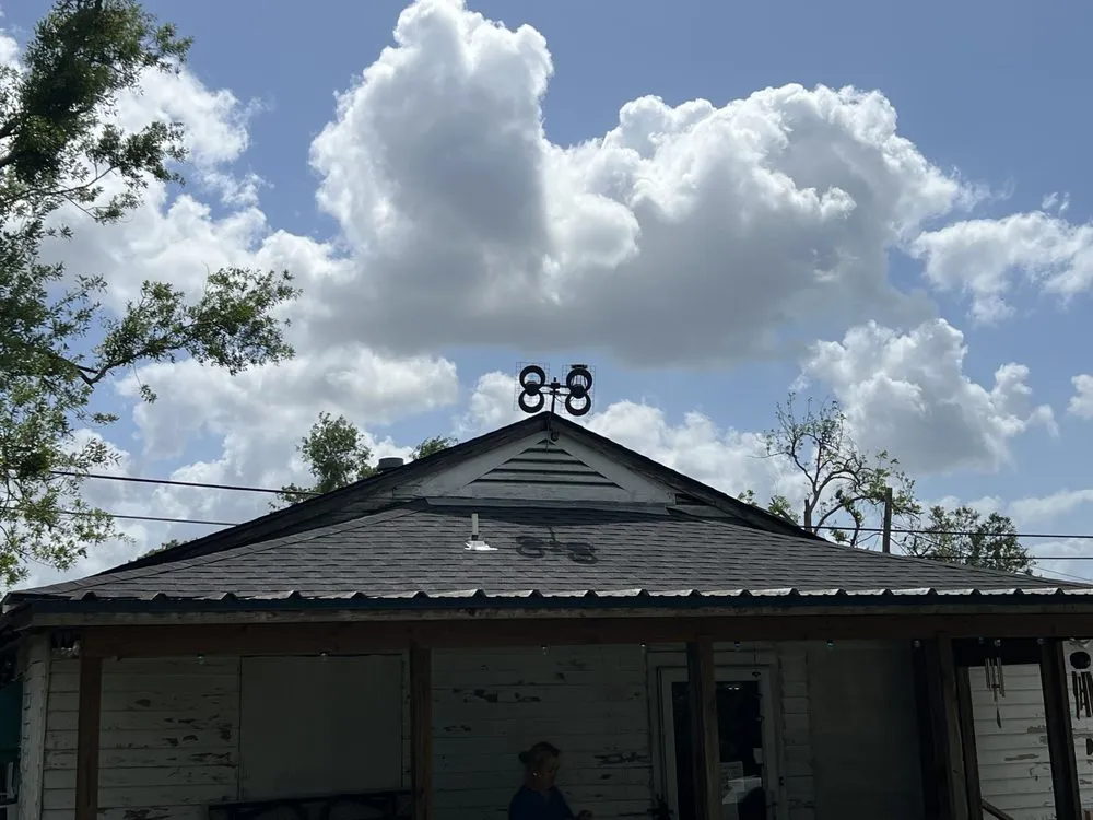 Slide of No Limit Roofing