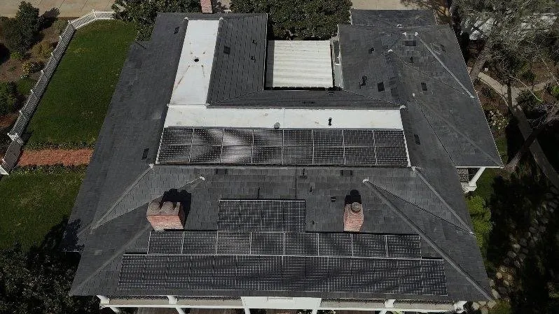 Slide of No Limit Roofing