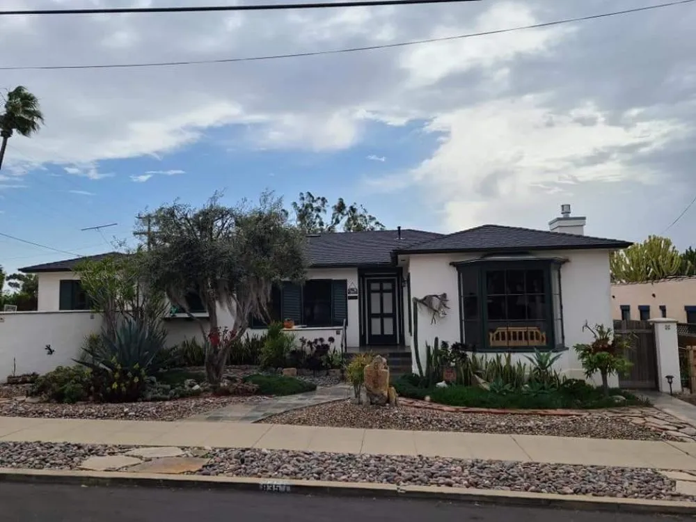 Slide of No Limit Roofing