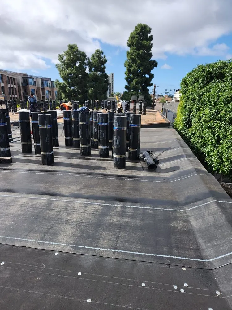 Slide of No Limit Roofing