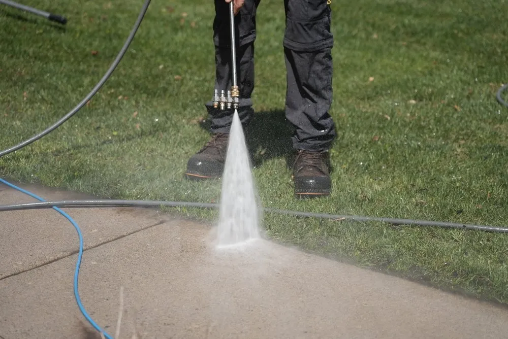 Slide of No Streaks Window and Roof Cleaning