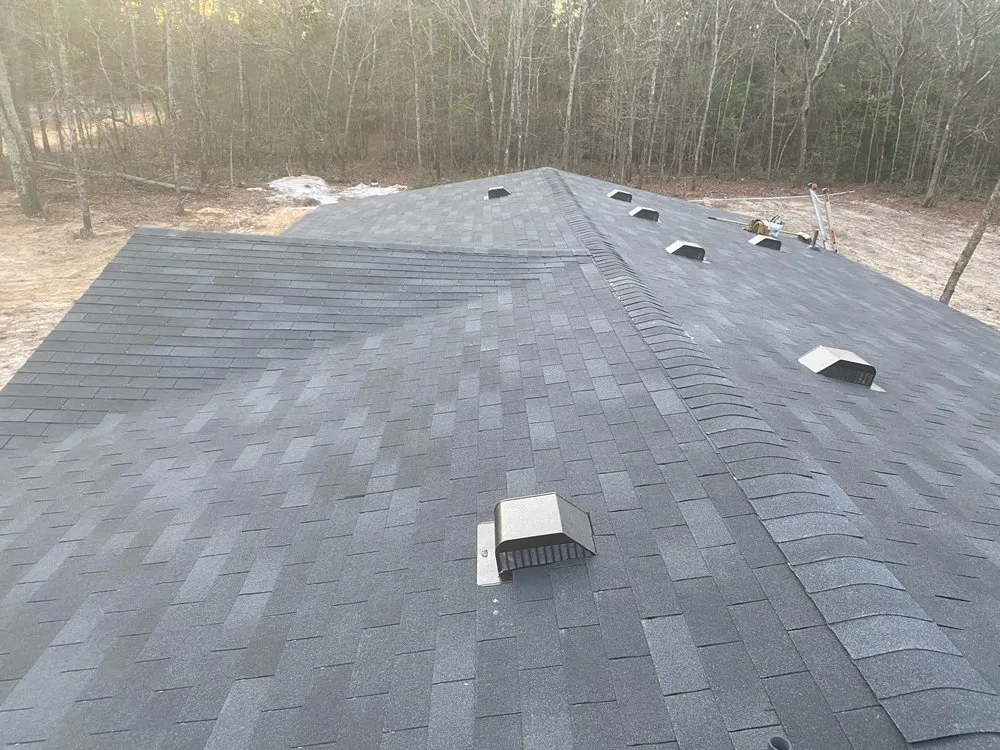 Slide of Noah Ready’s Roofing and Repair