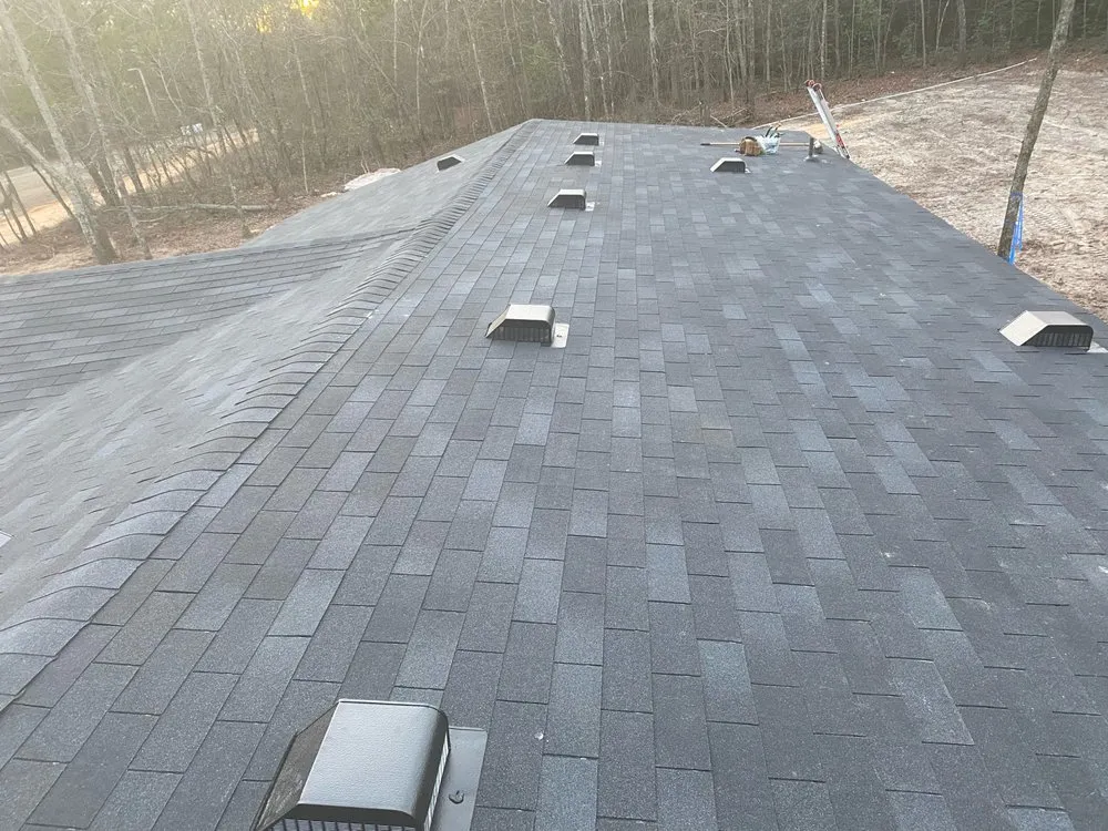 Slide of Noah Ready’s Roofing and Repair