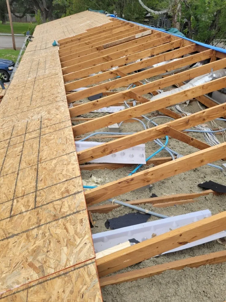 Slide of Noe’s Remodeling Company