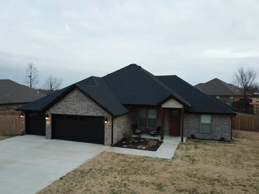 Slide of Nomads Roofing