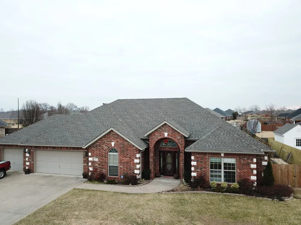 Slide of Nomads Roofing