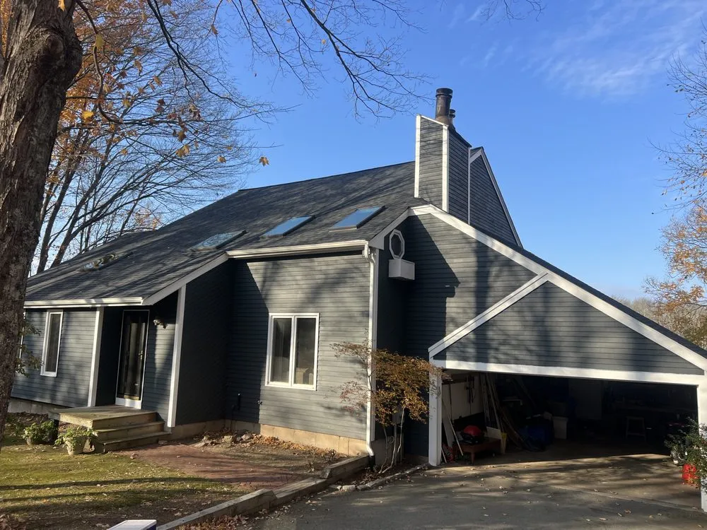 Slide of Nor'Easter Roofing
