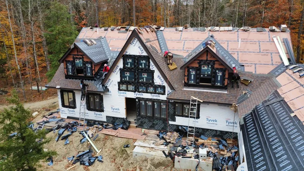 Emergency roof leak repair in Whitinsville Ma, MA - Nor'Easter Roofing