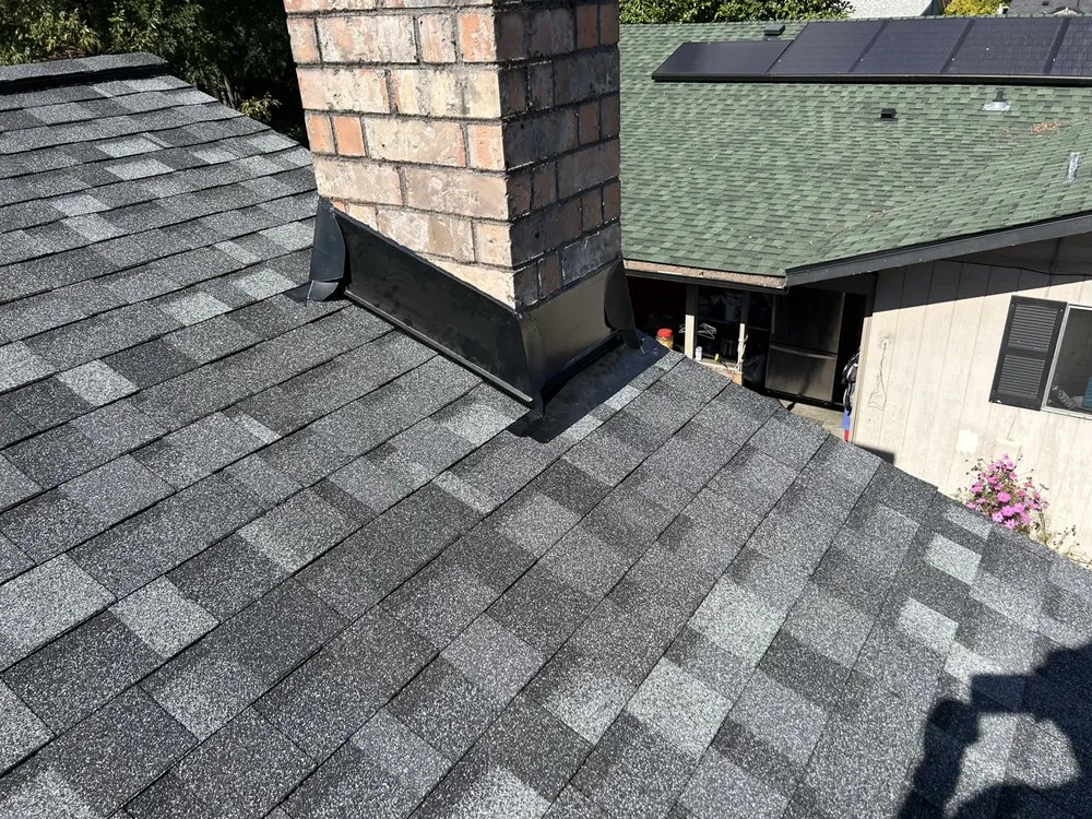 Slide of Noresta Roofing