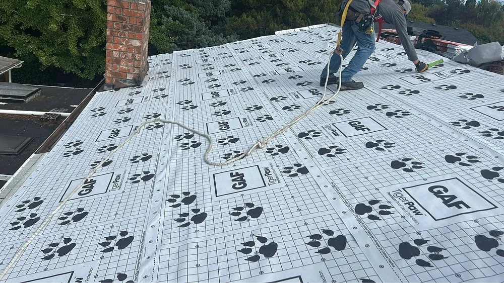 Slide of Noresta Roofing