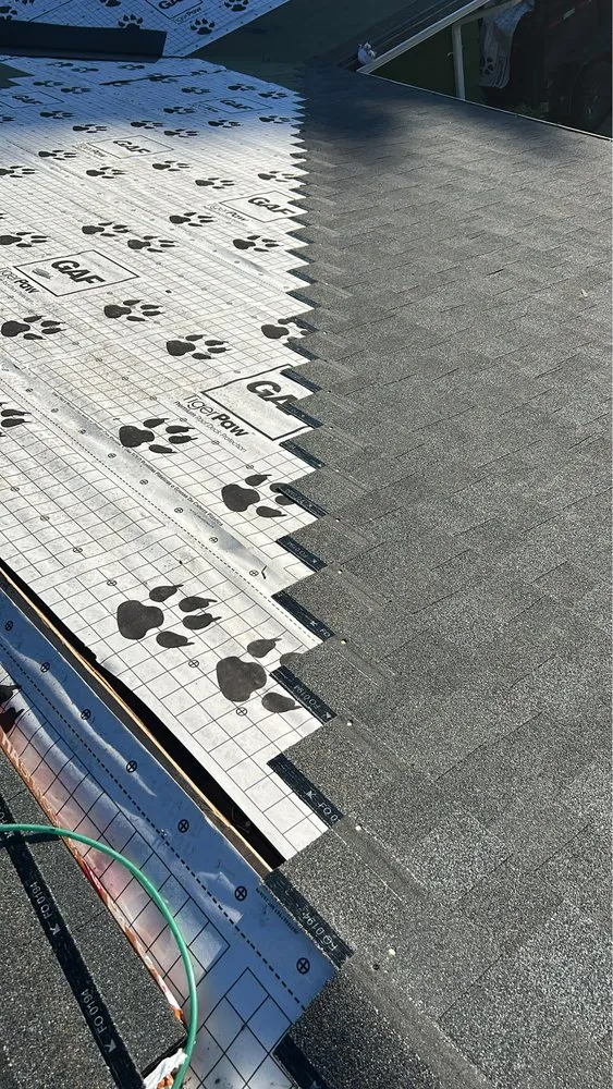 Slide of Noresta Roofing