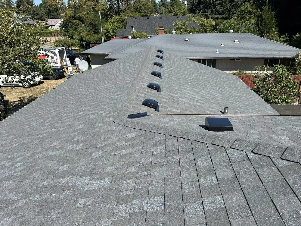 Slide of Noresta Roofing