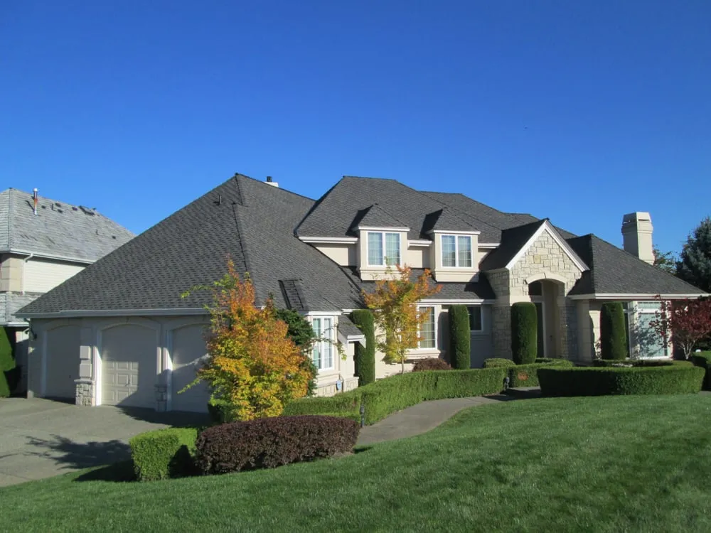 Slide of North Creek Roofing