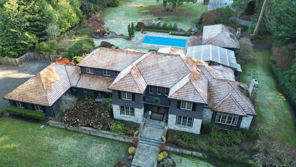 Slide of North Creek Roofing