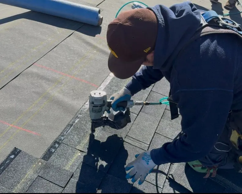 Slide of North Lake Roofing