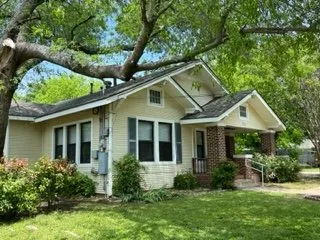 Slide of North Texas A2Z Roofing