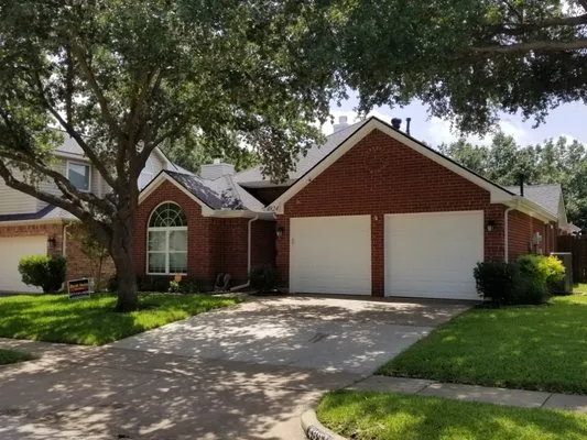 North Texas Roofing Logo