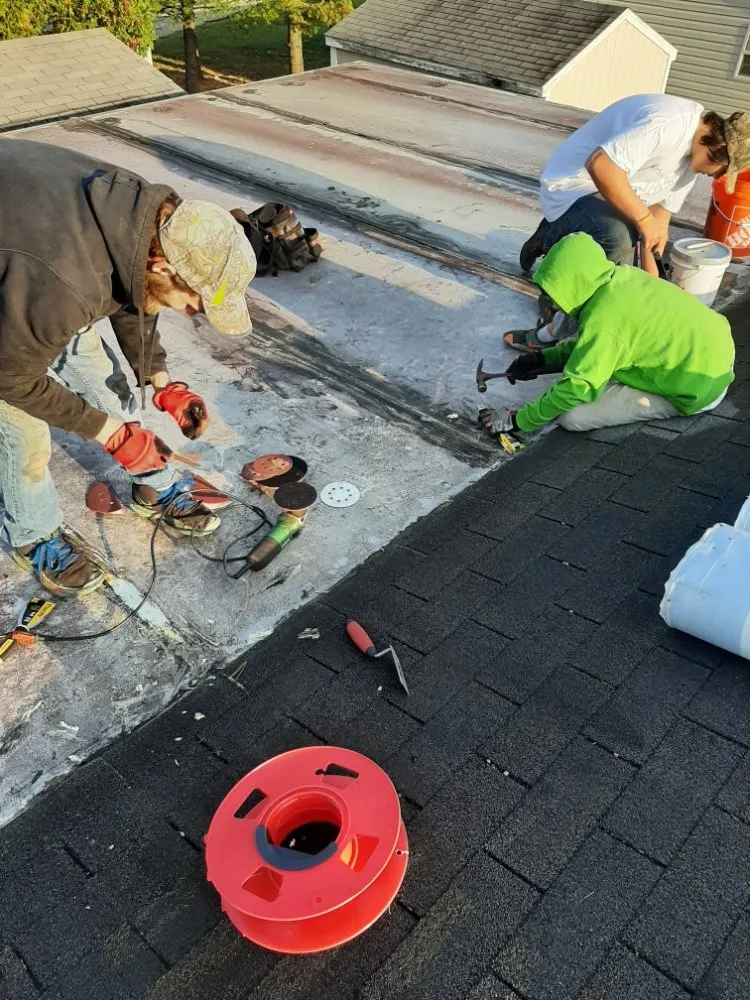 Professional shingle roofing service experts serving Mesick, MI - Northern Michigan Roofing Connection