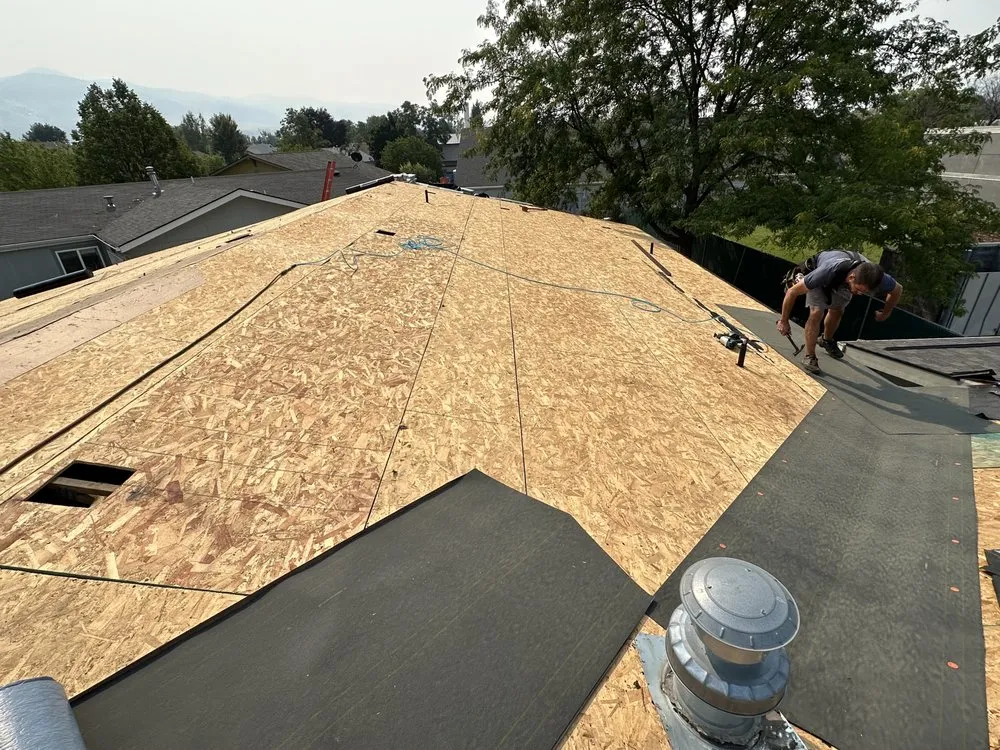 Slide of Northern Roofing