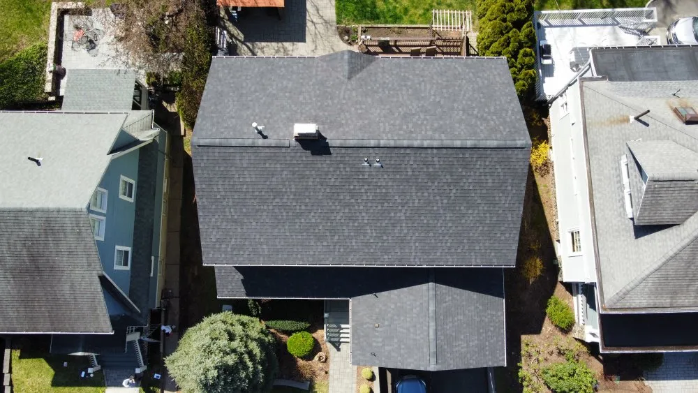 Slide of Northkit Roofing