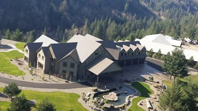 Slide of Northstar Restorations