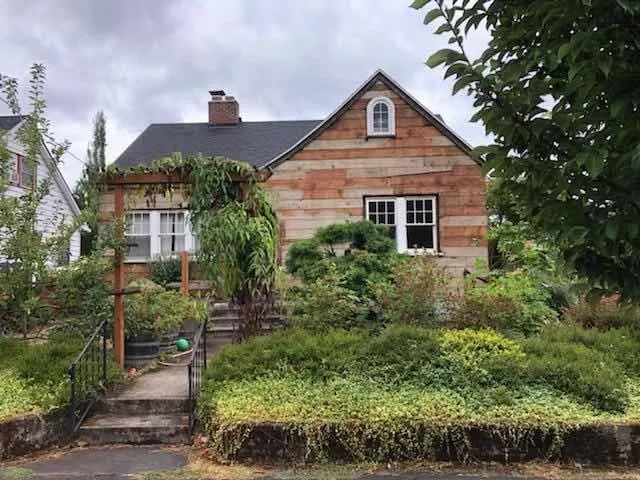 Slide of Northstar Restorations