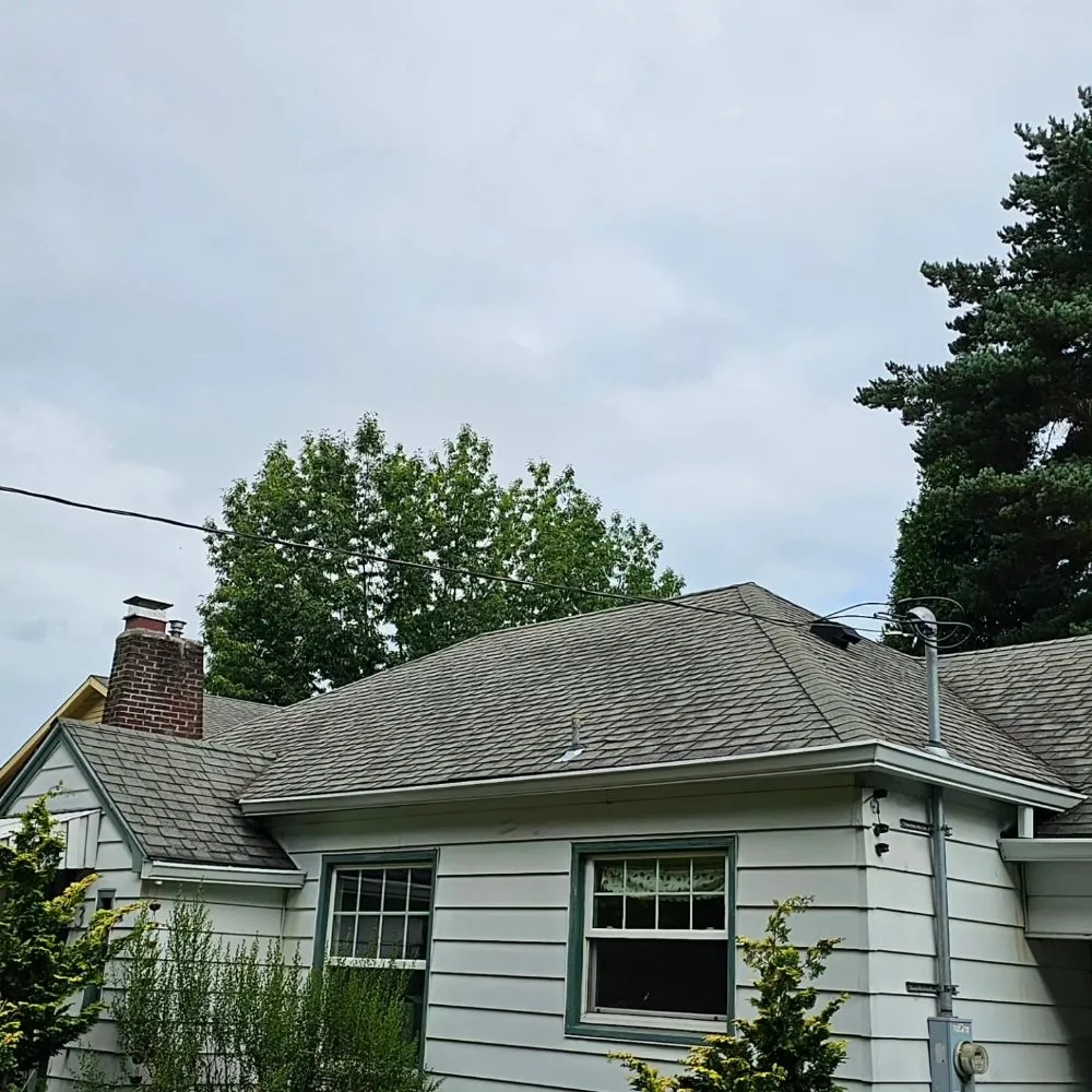 Slide of Northwest Roof Tech