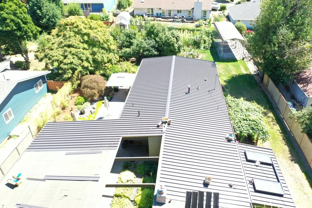 Slide of Northwest Roof Tech