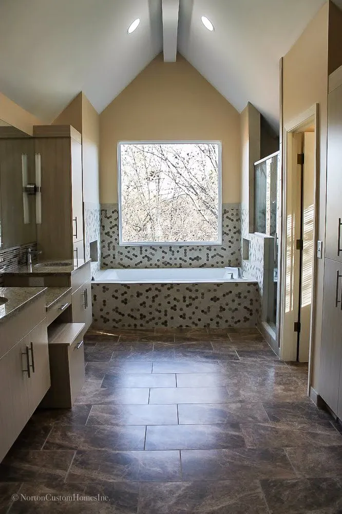 Slide of Norton Custom Homes