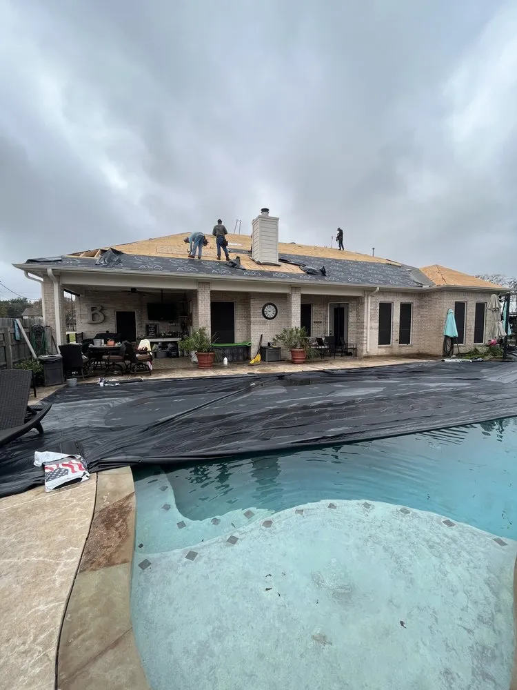 Slide of Norvell Roofing and Construction