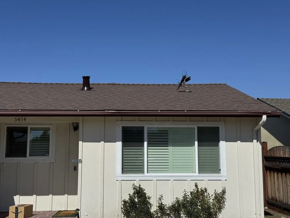 Slide of NR Roofing CA