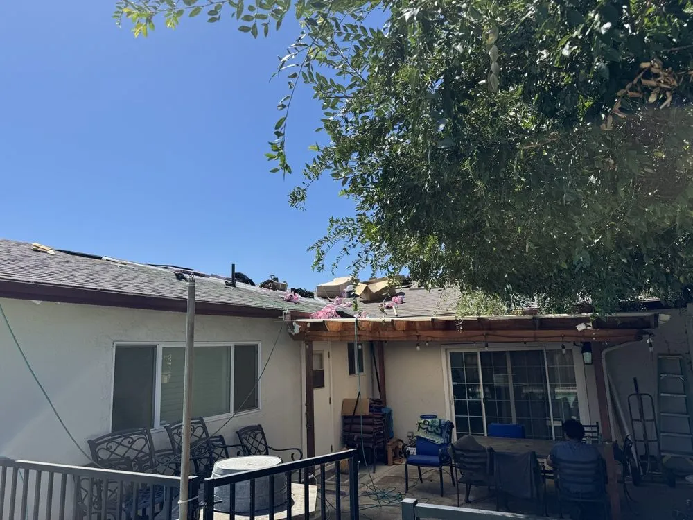 Slide of NR Roofing CA