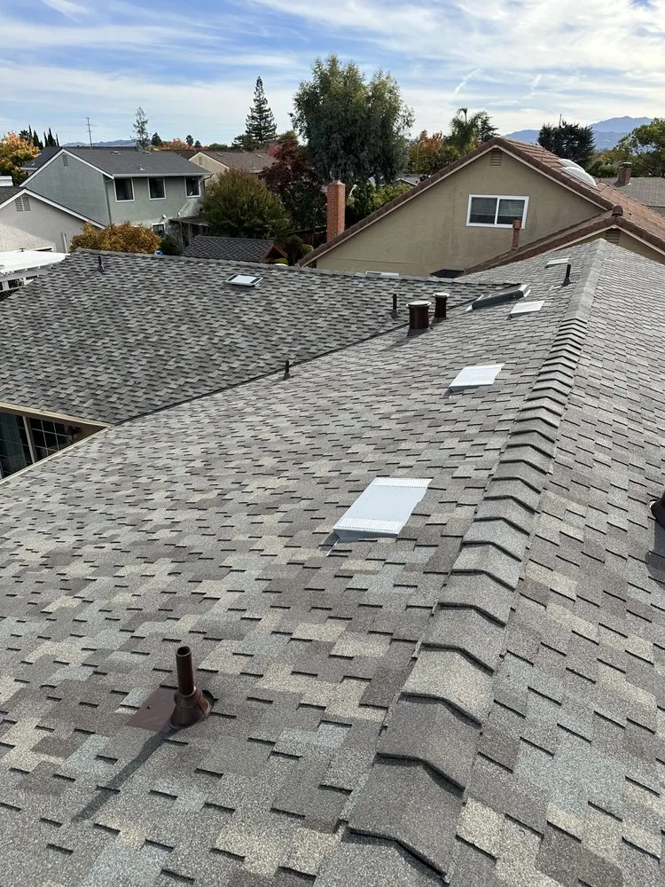 Slide of NR Roofing CA