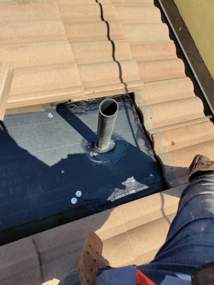 Local shingle roofing service experts serving Pacoima, CA - NRG Roofing