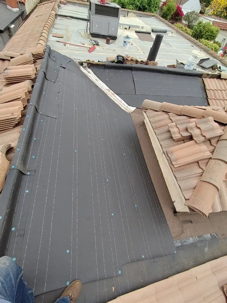 Expert storm damage roof repair experts serving Pacoima, CA - NRG Roofing