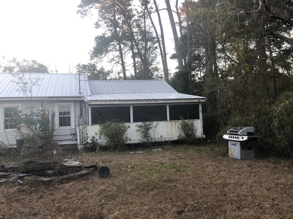 Slide of N&S Roofing