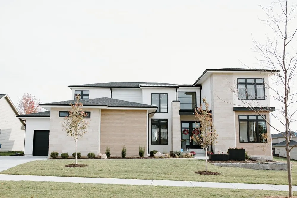 Reliable roof installation in Mount Laurel Township, NJ by Nu Look Home Design