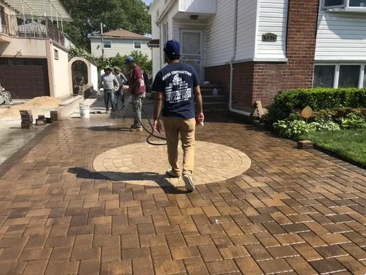 NuEra Contracting NY Logo