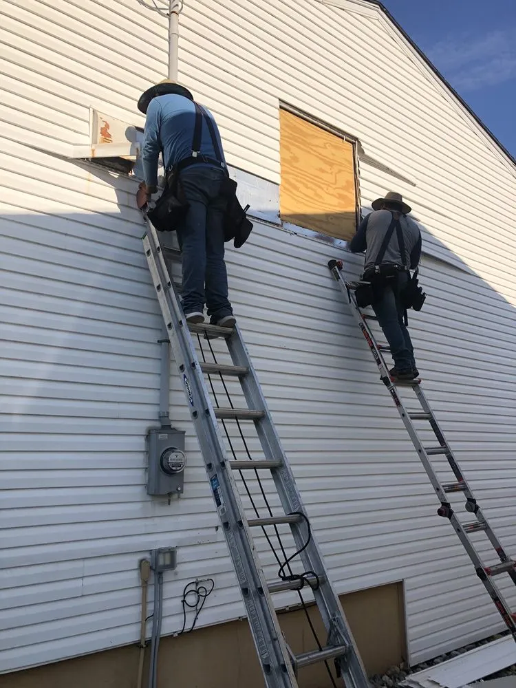 Slide of Nunez Home Improvement