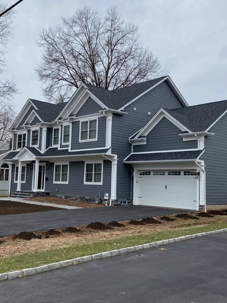 Slide of Nunez Home Improvement