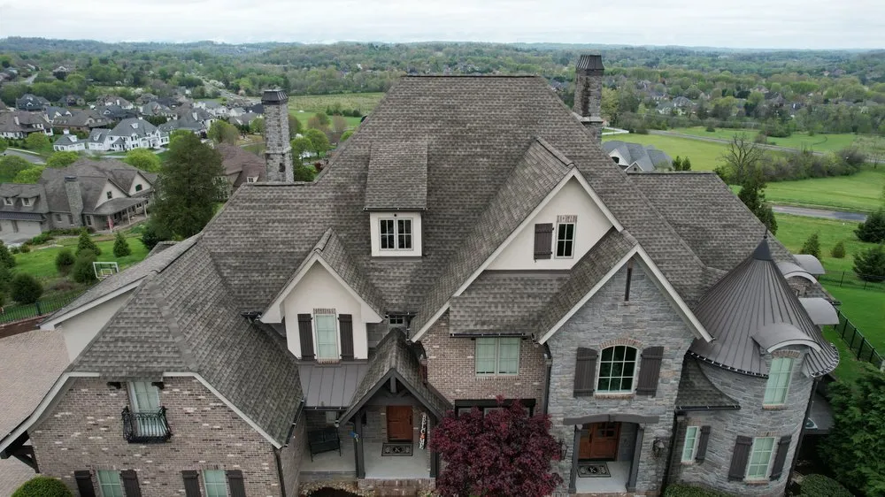 Slide of Nunez Roofing