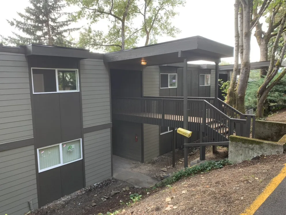 Slide of NW Cutting Edge Builders