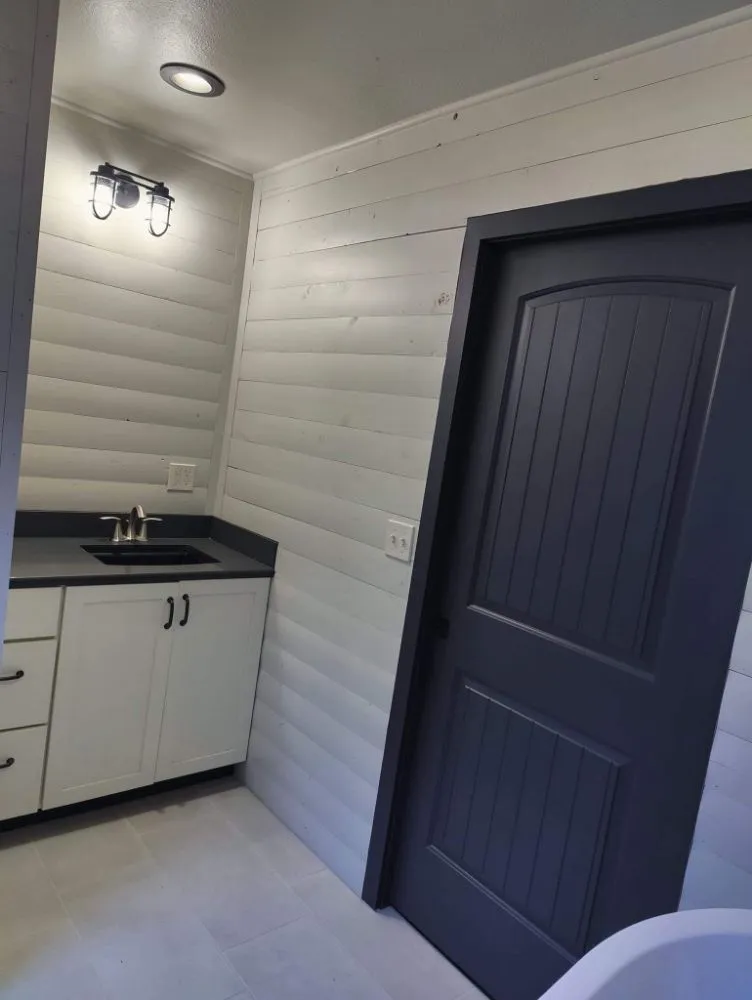 Slide of NW Revival Painting & Construction