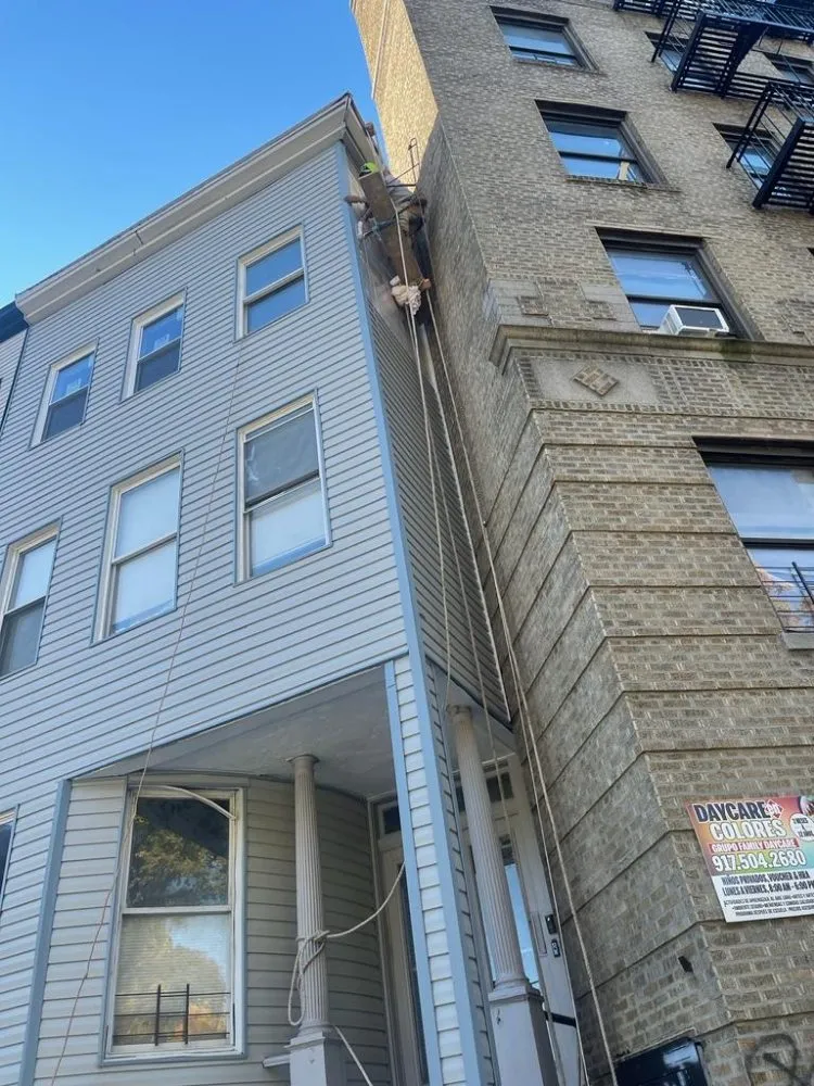 Slide of NY Smart Construction