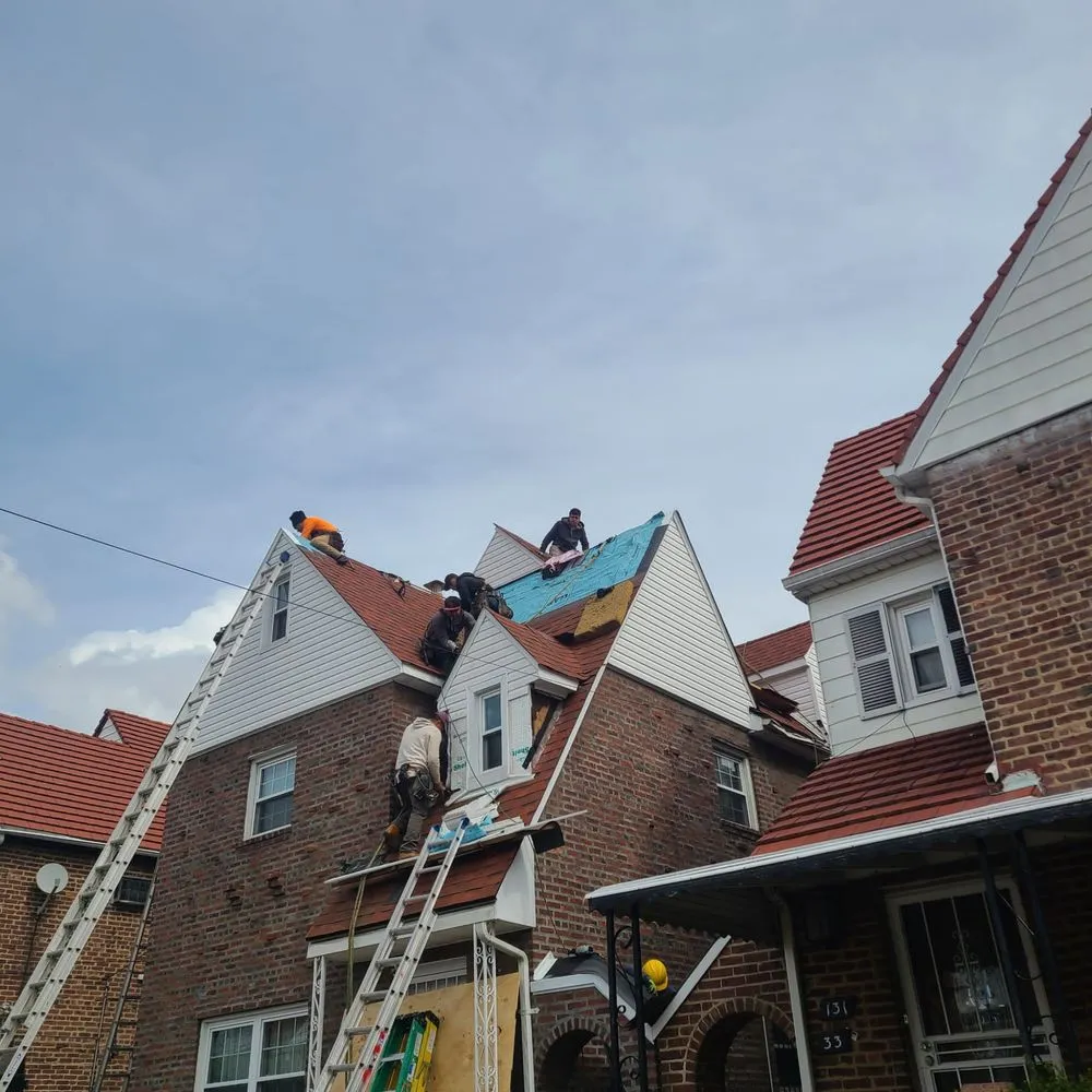 Licensed roof repair for homes in South Ozone Park, NY by NY’s Elite Roofing & Siding