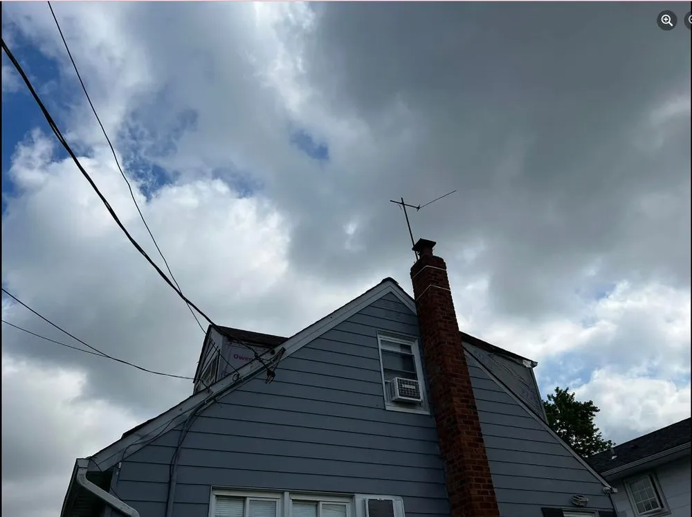 Local roof leak repair for fast service in South Ozone Park, NY by NY’s Elite Roofing & Siding