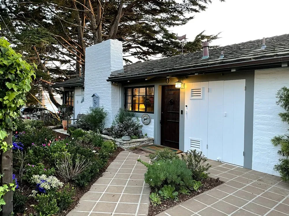 Slide of O D R Roofing